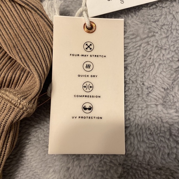 Good American Seamless Chunky Rib Legging - Picture 5 of 6